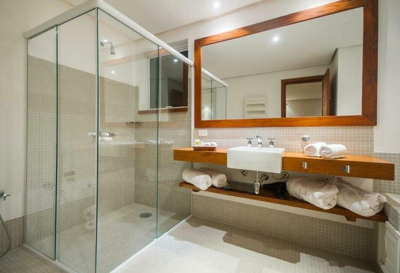اتاق استاندارد با بالکن, L.a.h. Hostellerie