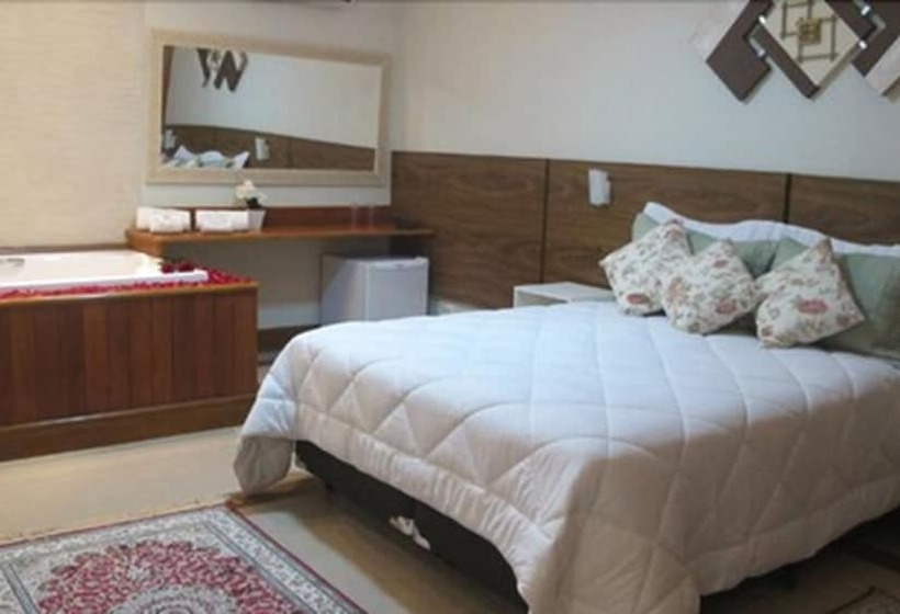 Quarto Deluxe, Pousada Princesa Isabel   Visconde