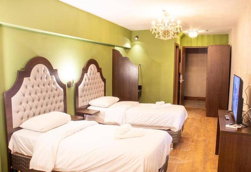 패밀리 스튜디오, Castelo De Itaipava   Hotel, Eventos E Gastronomia