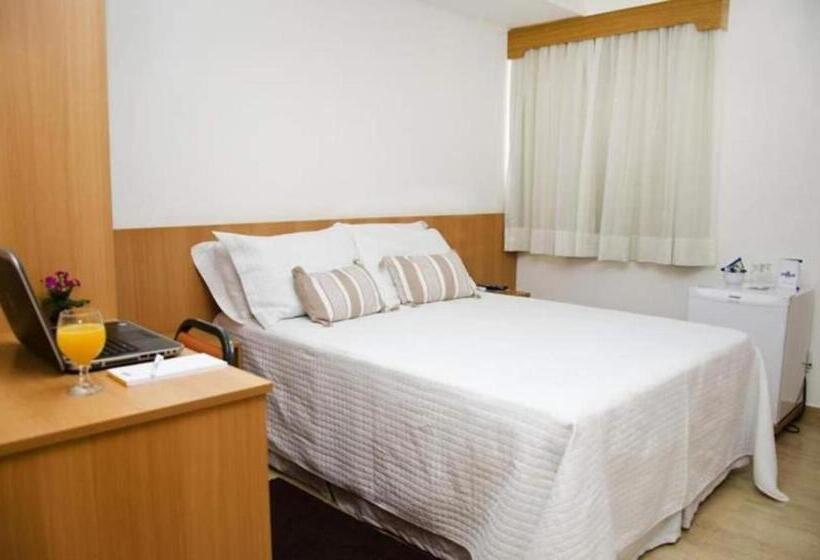 Quarto Estandar, Millian
