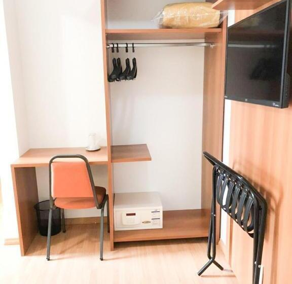 수피리어 스위트, Millian
