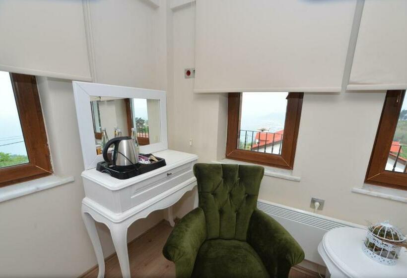 디럭스 트리플 룸, Akamoy Boztepe Hotel & Restaurant