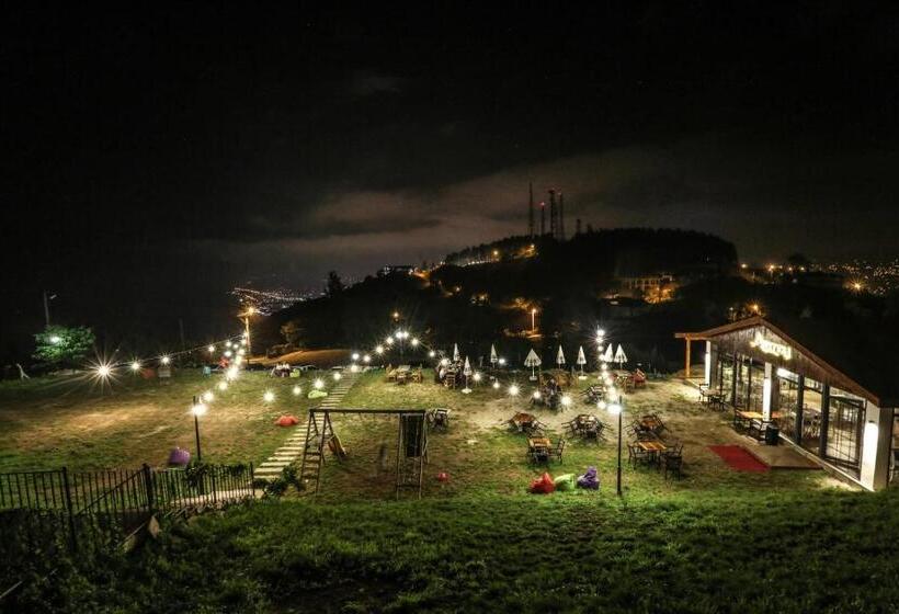 سوییت خانوادگی, Akamoy Boztepe Hotel & Restaurant