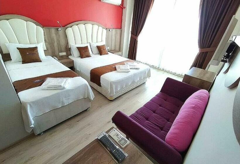 Трехместный Номер Стандарт Боковой Вид на Море, Cetin Prestige Resort