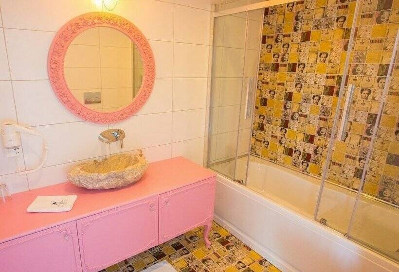 Номер Стандарт, Limnades Hotel İznik