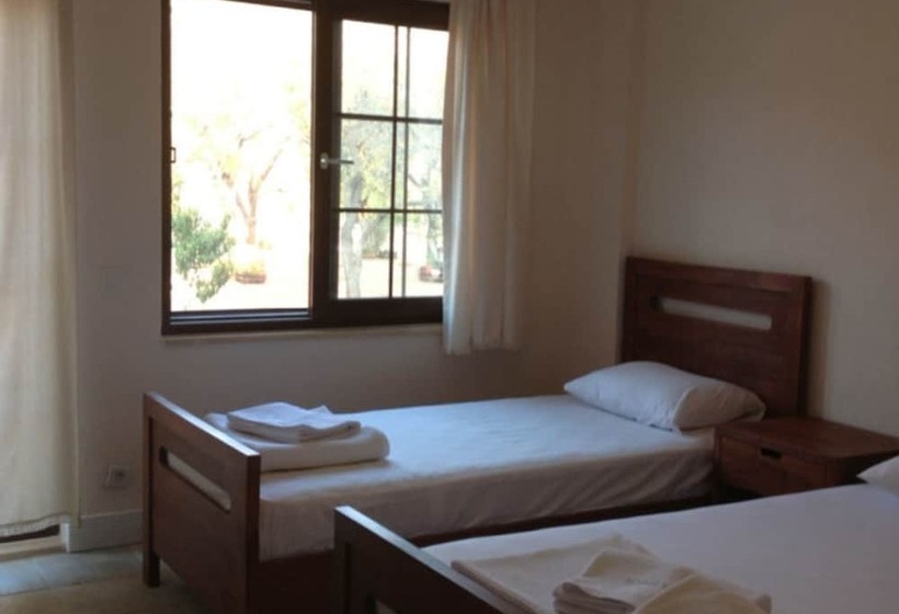 Habitació Triple Estàndard, Narnia