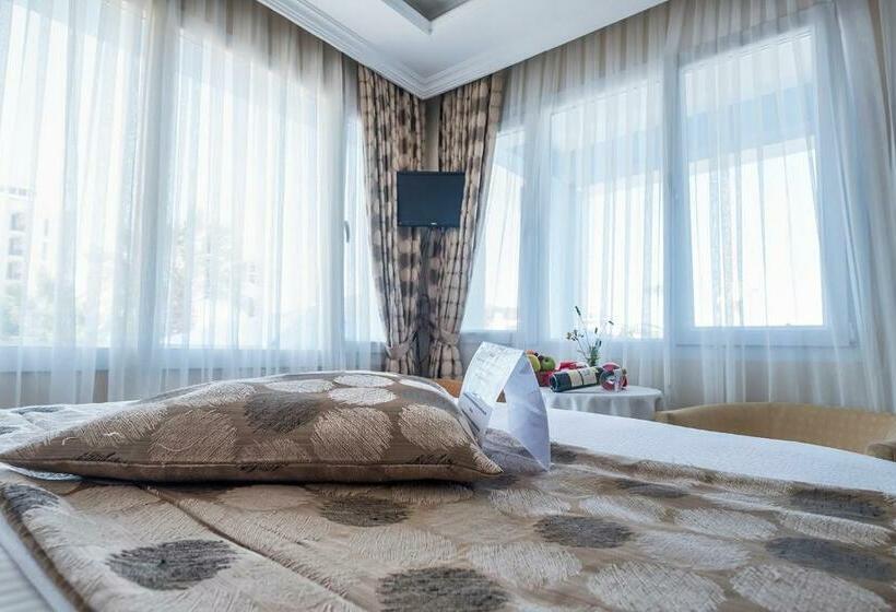 اتاق راحتی, Villa Vongole