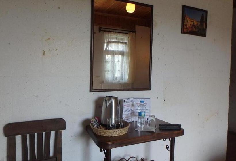 Quarto Deluxe, Kemal's Guest House