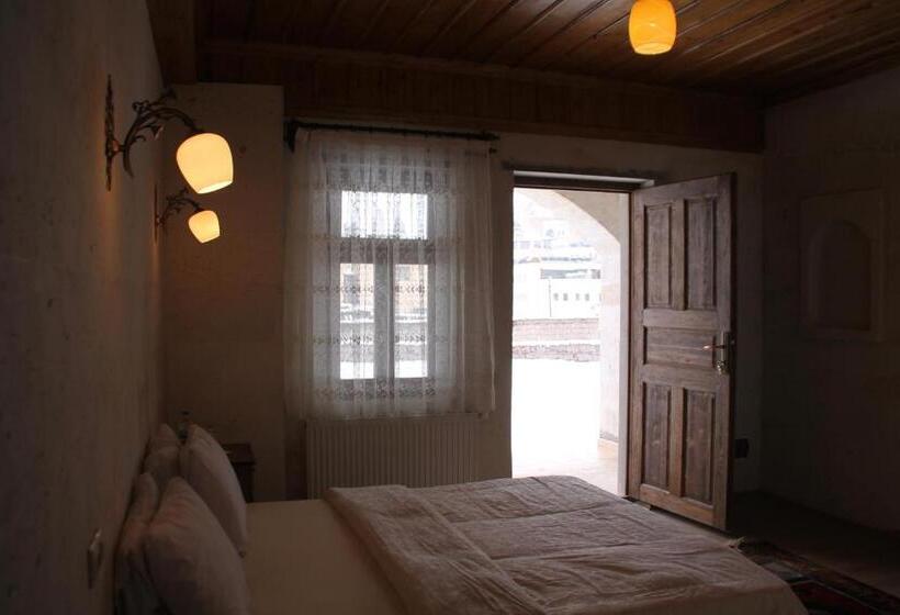 Quarto Deluxe, Kemal's Guest House