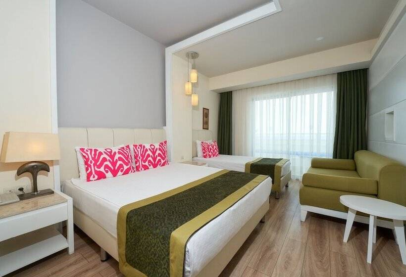اتاق استاندارد با چشم‌انداز, Orange County Alanya