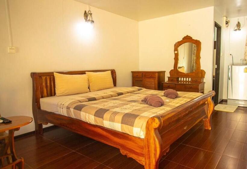 اتاق سوپریور, Bangpo Resort