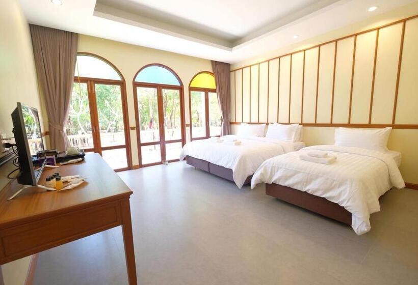 اتاق استاندارد سه نفره, Baan Imm Sook Resort