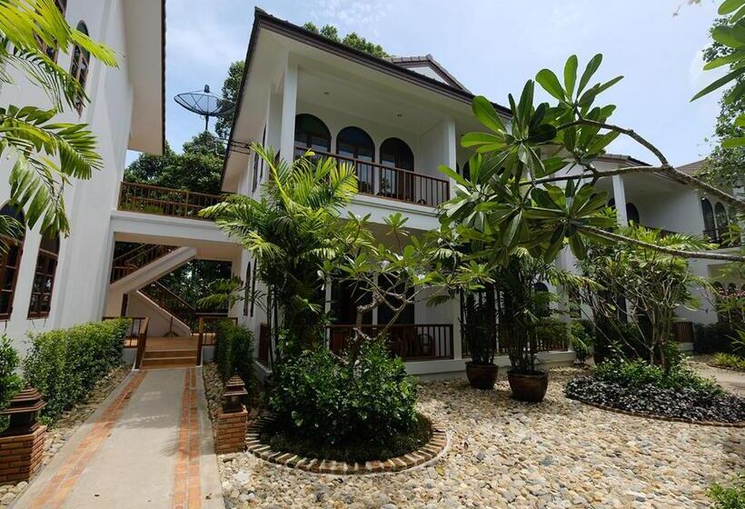 اتاق خانوادگی, Baan Imm Sook Resort