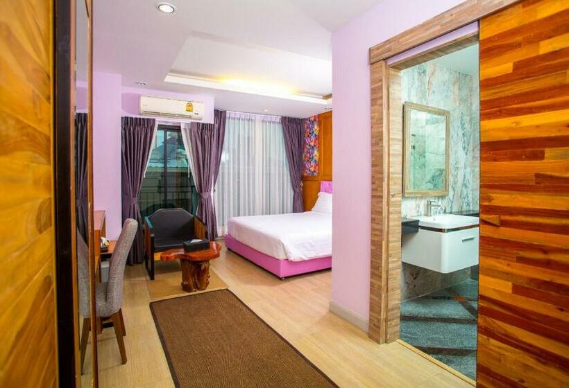 اتاق استاندارد با بالکن, Triple B Boutique Residence