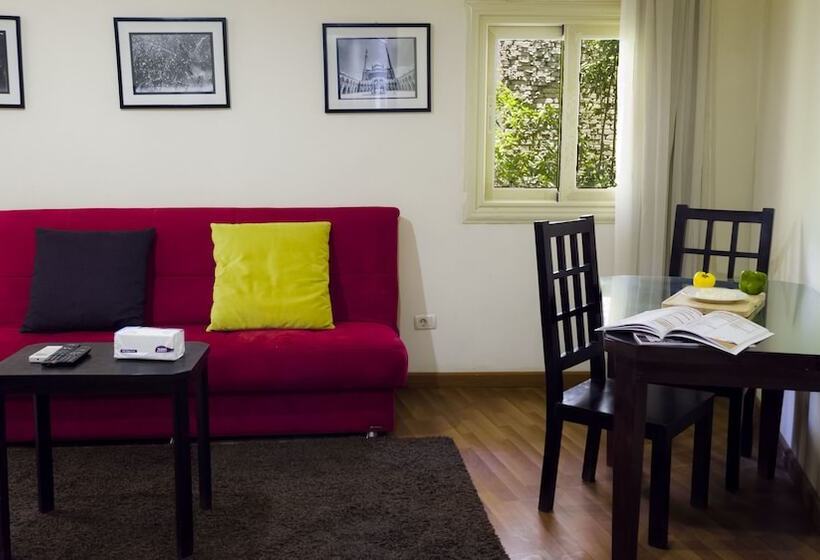 سوییت خانوادگی, Newcity Hotel & Suites