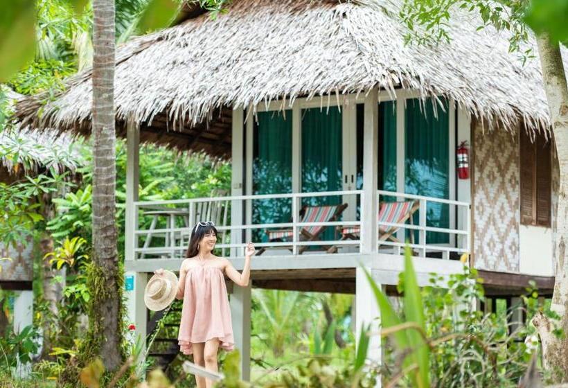 바다 전망 스탠다드 방갈로, Pawapi Beach Resort Koh Mook