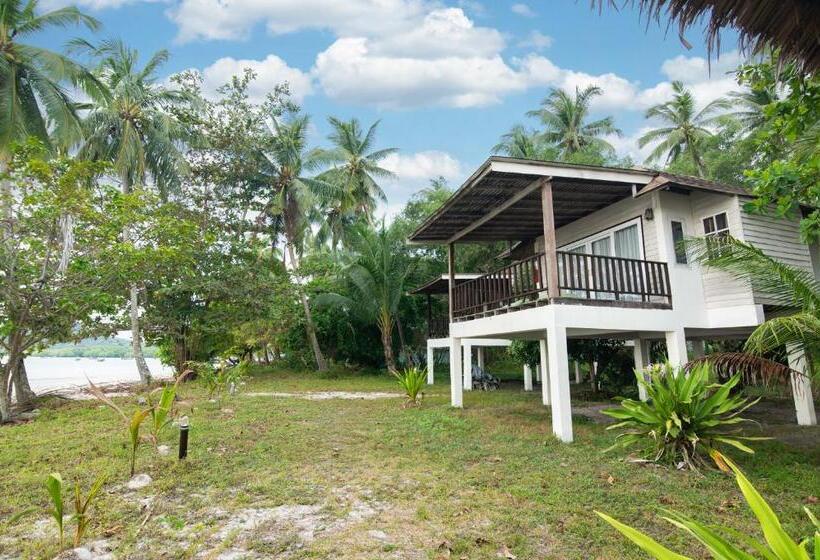 스탠다드 방갈로, Pawapi Beach Resort Koh Mook