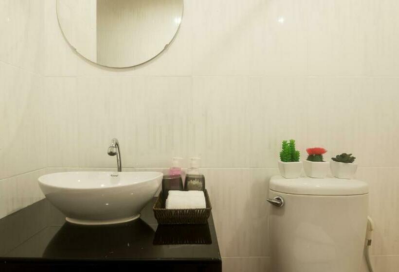 اتاق اکونومی, Green Leaf Hostel