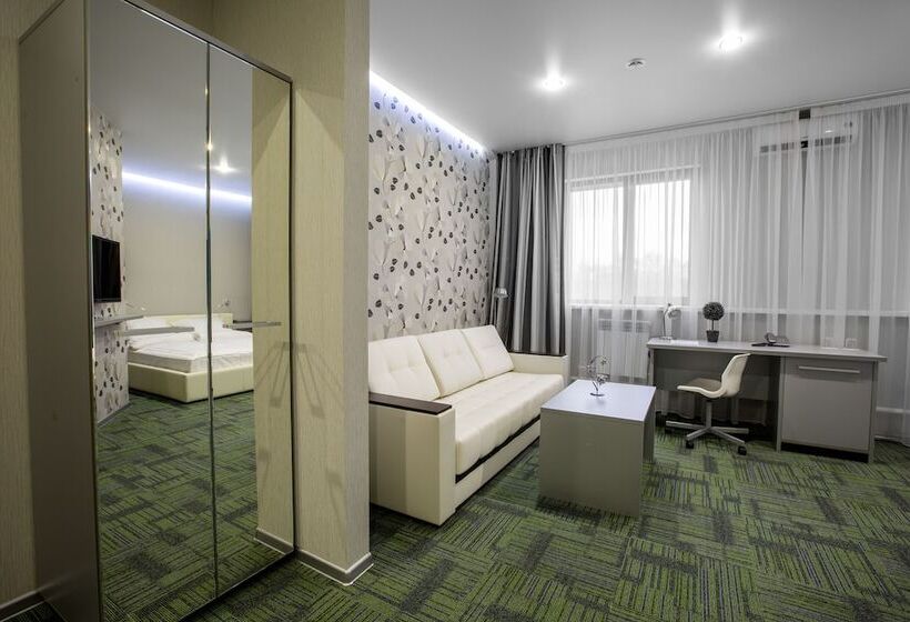 جناح جونيور كومفورت, Kamarooms Business Hotel & Spa
