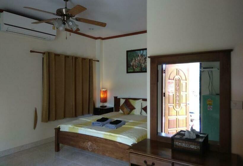 بانگلوی استاندارد, Stella Resort