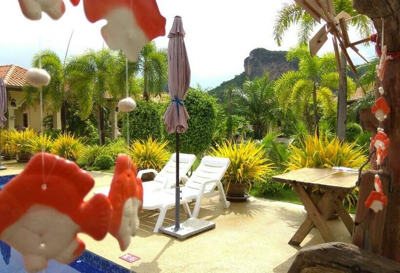 بانگلوی استاندارد, Stella Resort