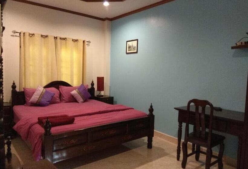بانگلوی استاندارد, Stella Resort