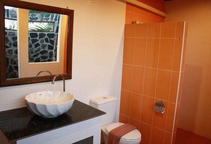 Номер Superior, Waterside Resort