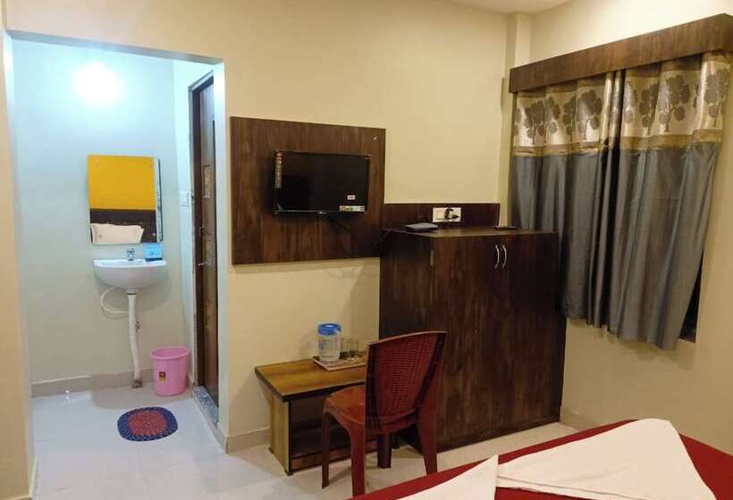 اتاق لوکس, Jagdish Palace Near Puri Sea Beach Best Choice Of Travellers