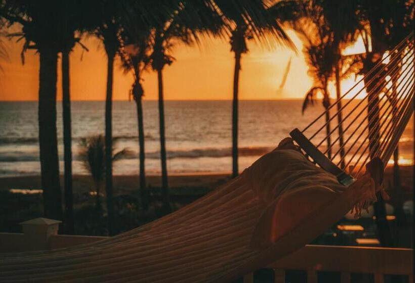 Люкс Superior Вид на Море, Azul Hotel & Retreat
