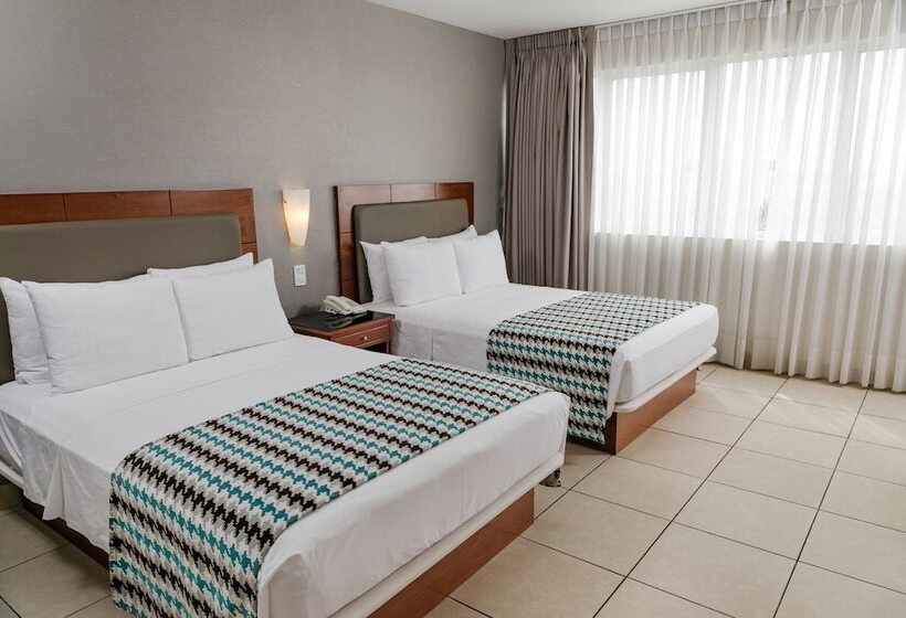 Номер Superior, Costa Del Sol Wyndham Pucallpa