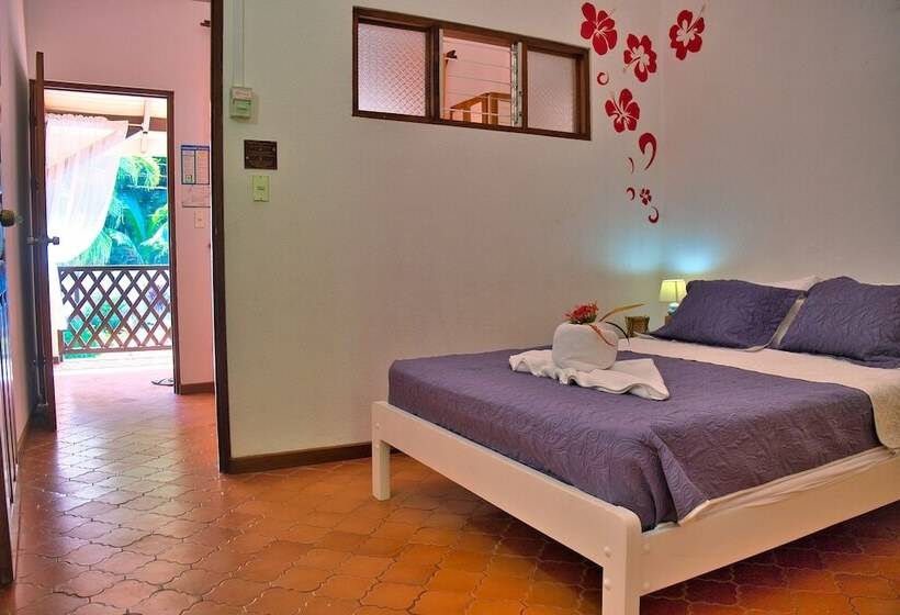 Четырехместный Номер Стандарт, Samara Pacific Lodge