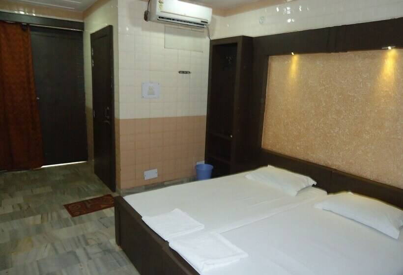 标准间, Sheela, 100m From Taj Mahal