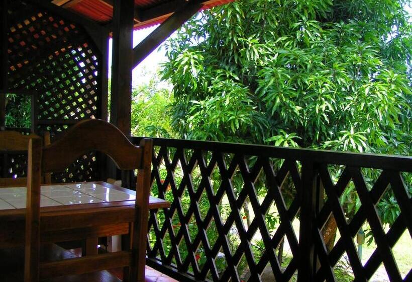 패밀리 룸, Samara Pacific Lodge