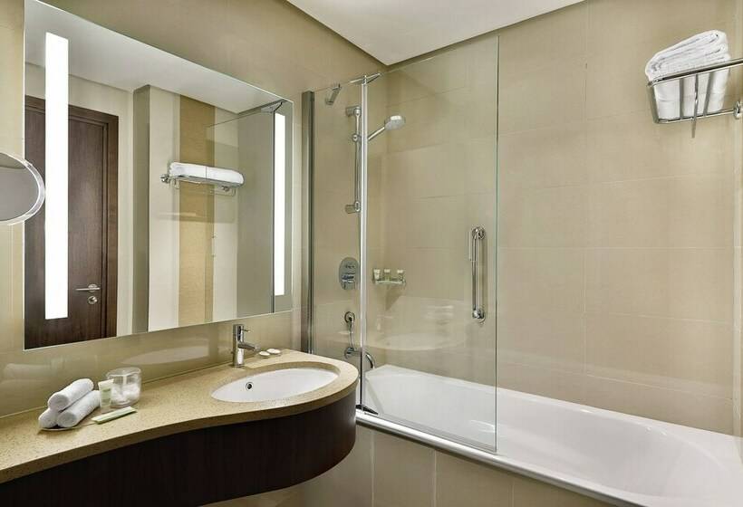 Номер Deluxe, Courtyard By Marriott Riyadh Olaya