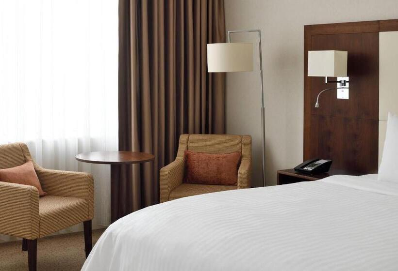 Номер Superior Кровать Кинг, Courtyard By Marriott Riyadh Olaya