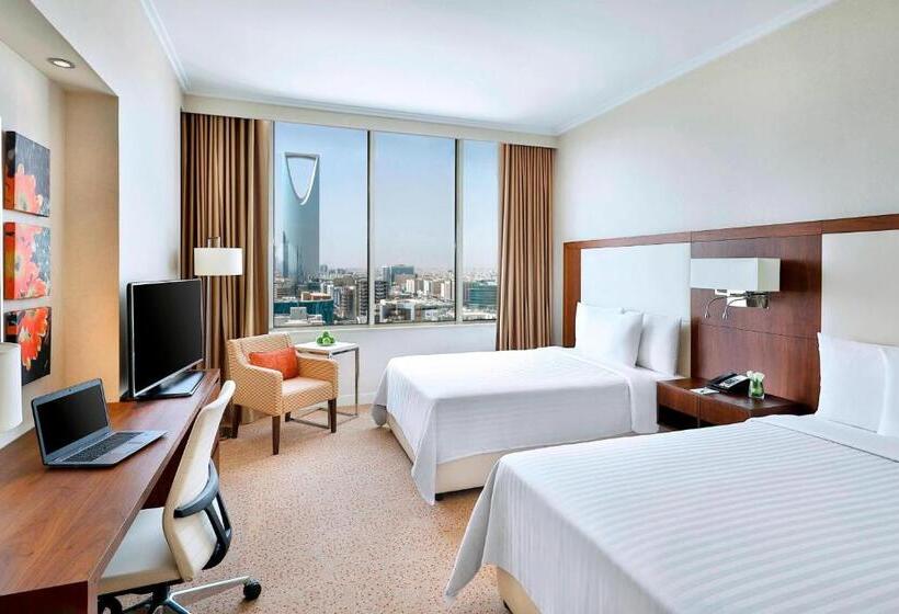 Люкс, Courtyard By Marriott Riyadh Olaya