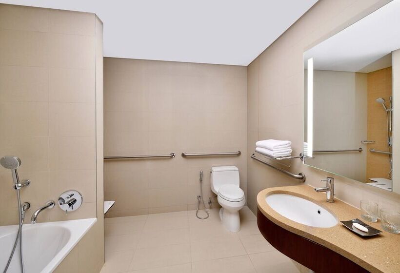 Полулюкс, Courtyard By Marriott Riyadh Olaya