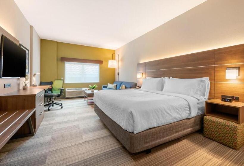 Люкс Адаптированный для Инвалидов, Holiday Inn Express & Suites   St. Petersburg   Madeira Beach, An Ihg