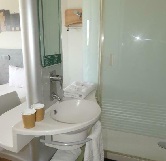 Семейный Номер, Ibis Budget Istres Trigance