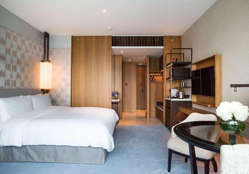 اتاق لوکس با چشم‌انداز شهر, Kerry Hotel, Hong Kong