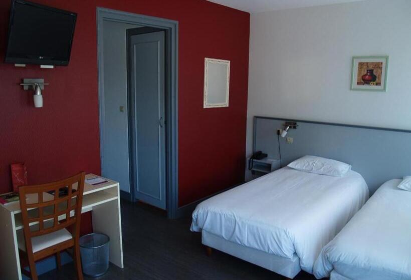 اتاق استاندارد سه نفره, Le Relais Vauban
