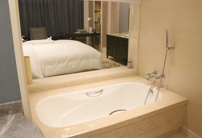 Quarto Superior, Sofitel Shanghai Hongqiao