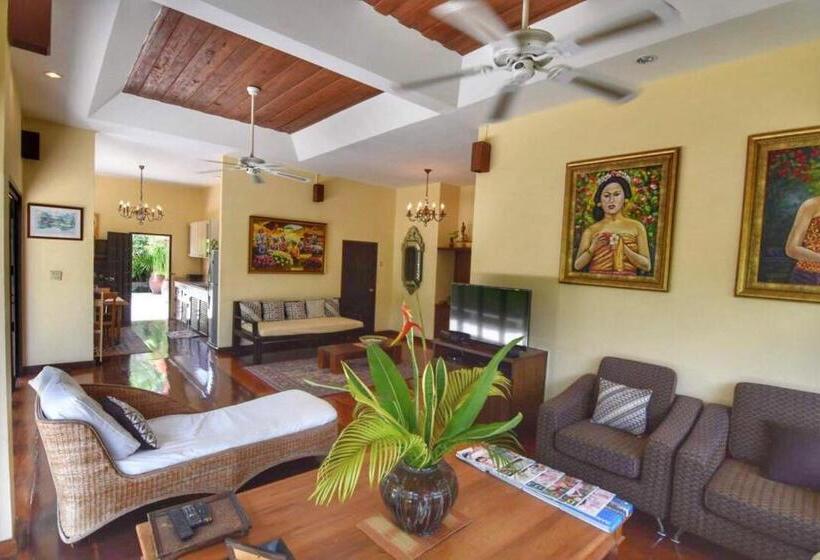 Вилла 3 Спальни с Бассейном, Villa Khao Phaengma
