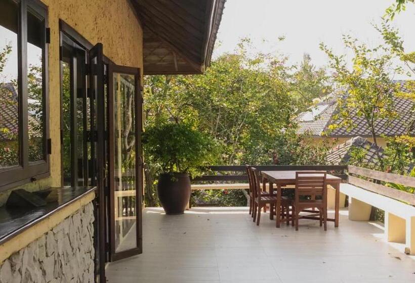 Вилла 3 Спальни с Бассейном, Villa Khao Phaengma