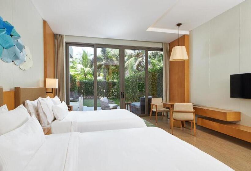 Номер Deluxe Вид на Море, The Westin Shimei Bay Resort