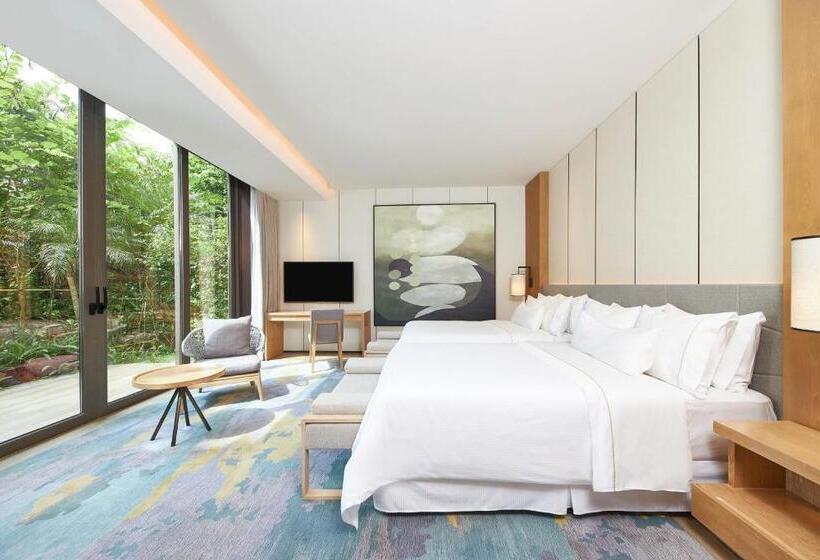 Вилла 3 Спальни, The Westin Shimei Bay Resort
