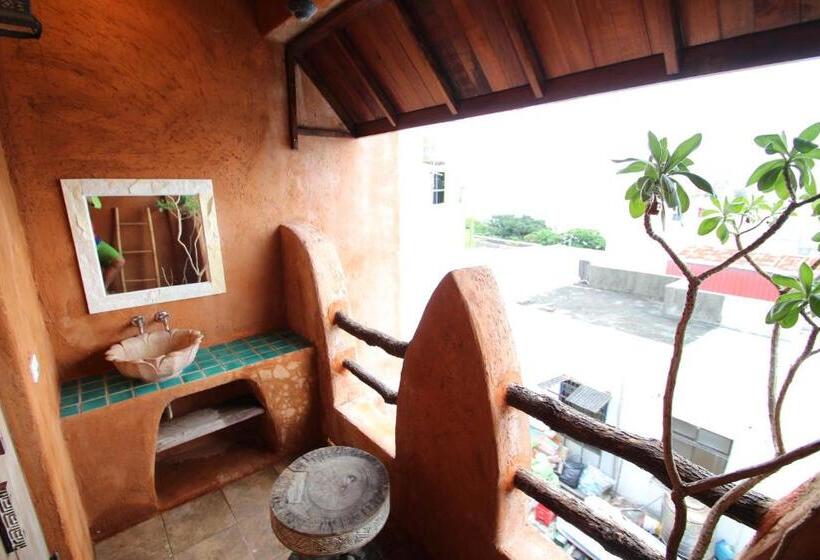 اتاق استاندارد با بالکن و چشم‌انداز دریا, Kenting Afei Surf Hostel Jialeshuel Nanu