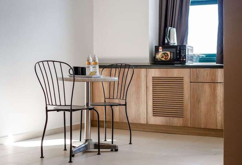 Студия Стандарт, Golden View Serviced Apartment
