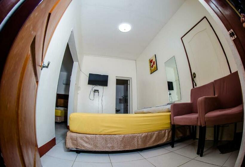 家庭间, Oslob Seafari Resort