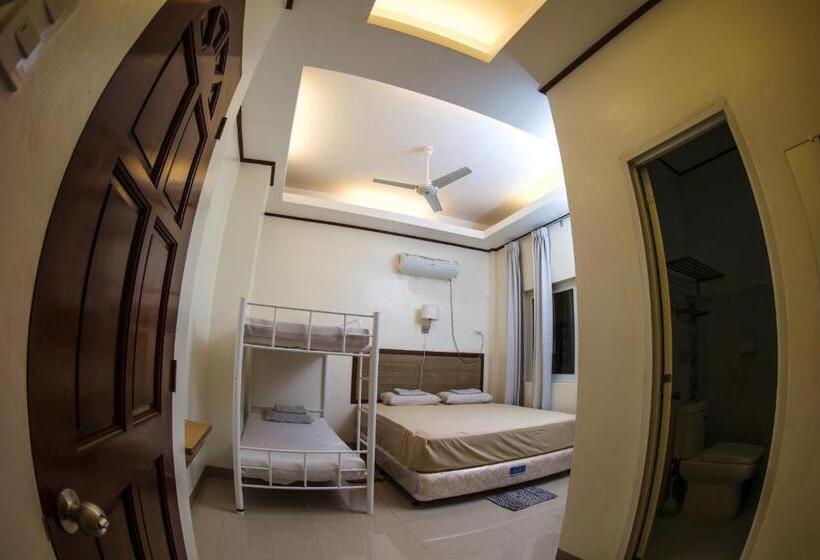 带大床的标准工作室, Oslob Seafari Resort